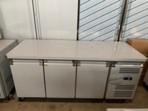 Table positive 417 litres 3 portes