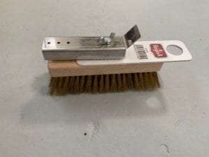 BROSSE METALLIQUE NETTOYAGE FOUR